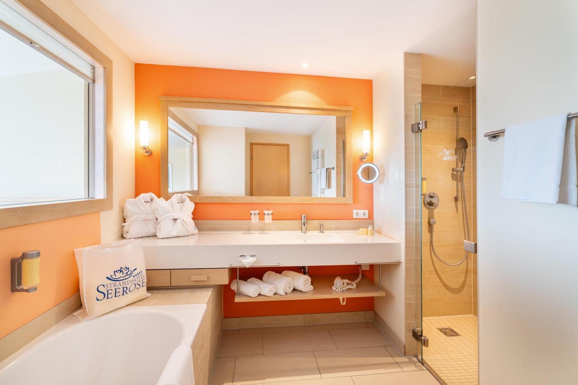 Strandhotel Seerose โคลพินซี ภายนอก รูปภาพ