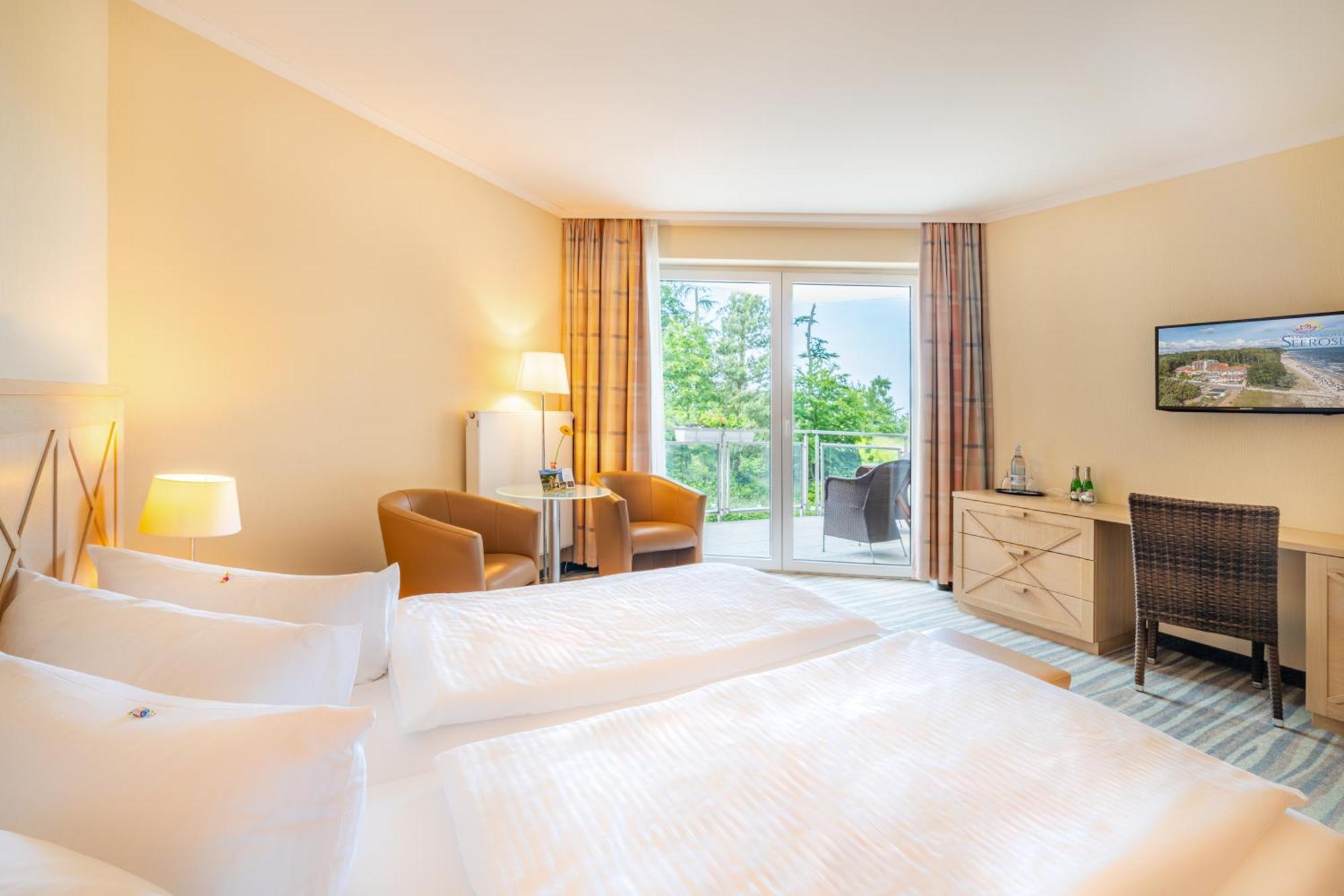 Strandhotel Seerose โคลพินซี ภายนอก รูปภาพ