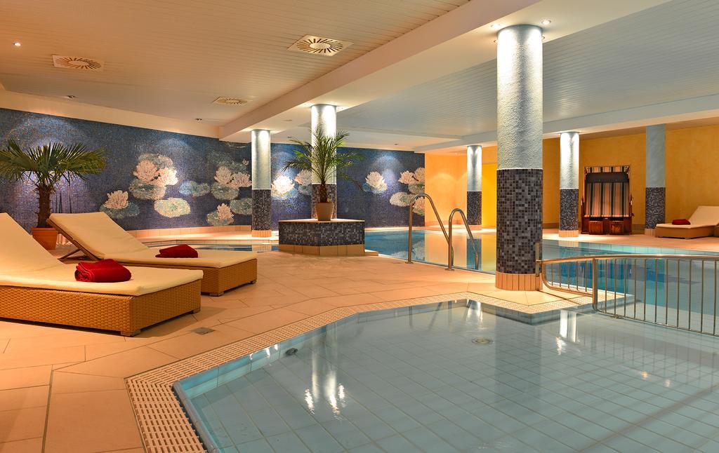 Strandhotel Seerose โคลพินซี ภายนอก รูปภาพ